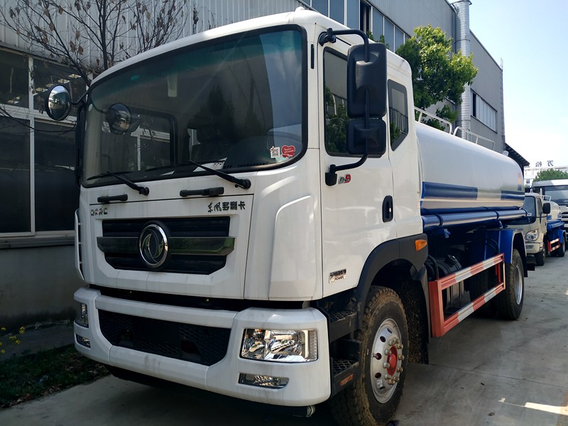 5555国产在线观看精品 东风D9洒水车