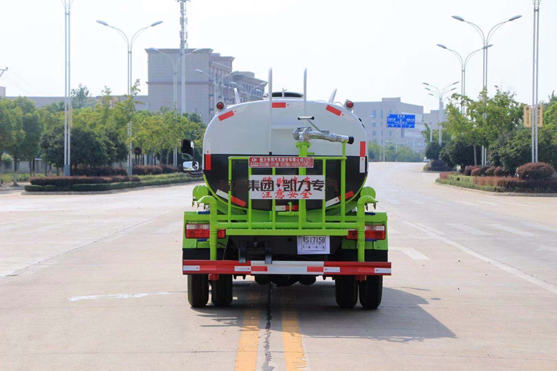 5555国产在线观看精品 (国六)东风小多利卡洒水车