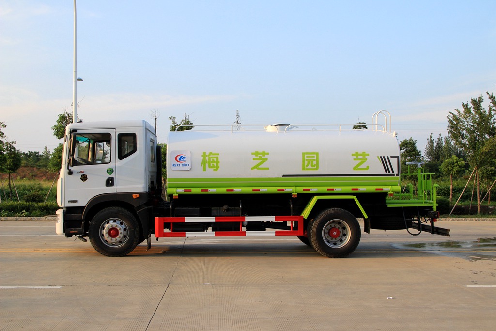5555国产在线观看精品 (国六)东风D9洒水车