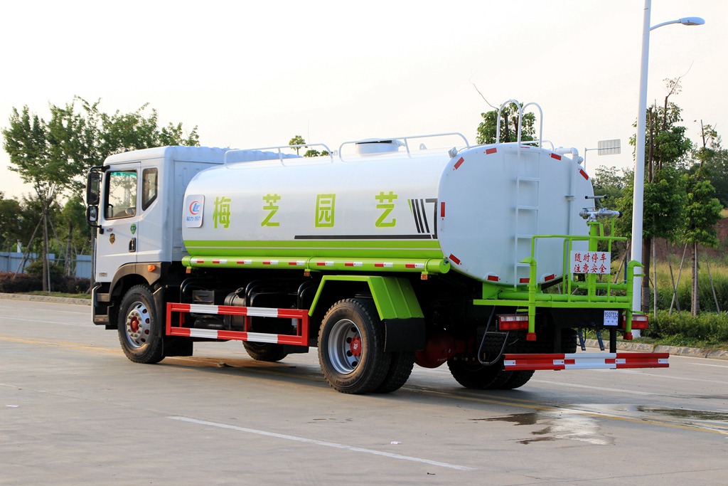 5555国产在线观看精品 (国六)东风D9洒水车