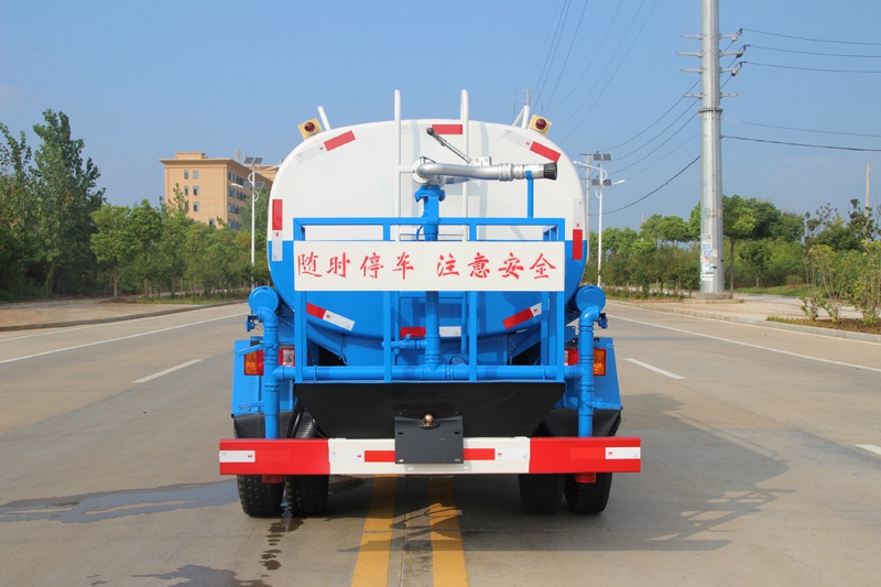 5555国产在线观看精品 凯马5方洒水车