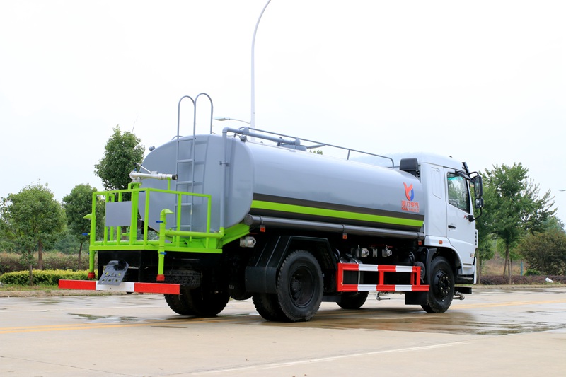 5555国产在线观看精品 华神F5洒水车