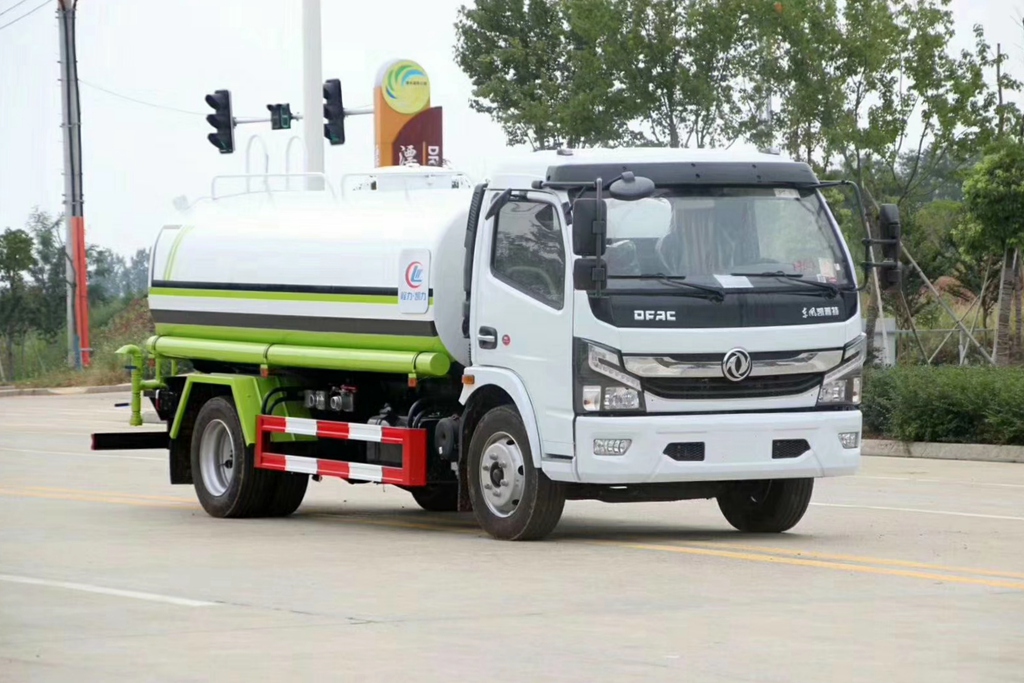 （国六）东风凯普特洒水车/