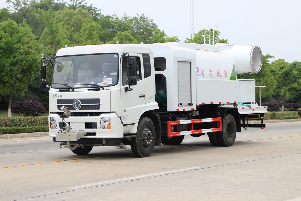 5555国产在线观看精品 东风天锦抑尘车
